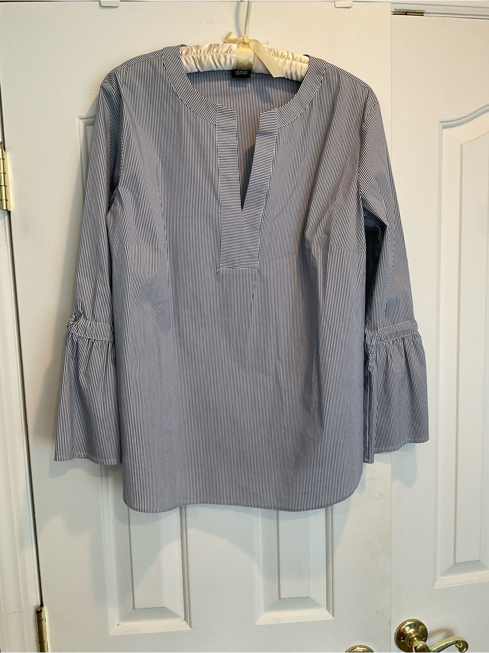 Striped Split-Neck Bell-Sleeve Women's Top - Blue/White Stripe